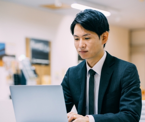採用情報